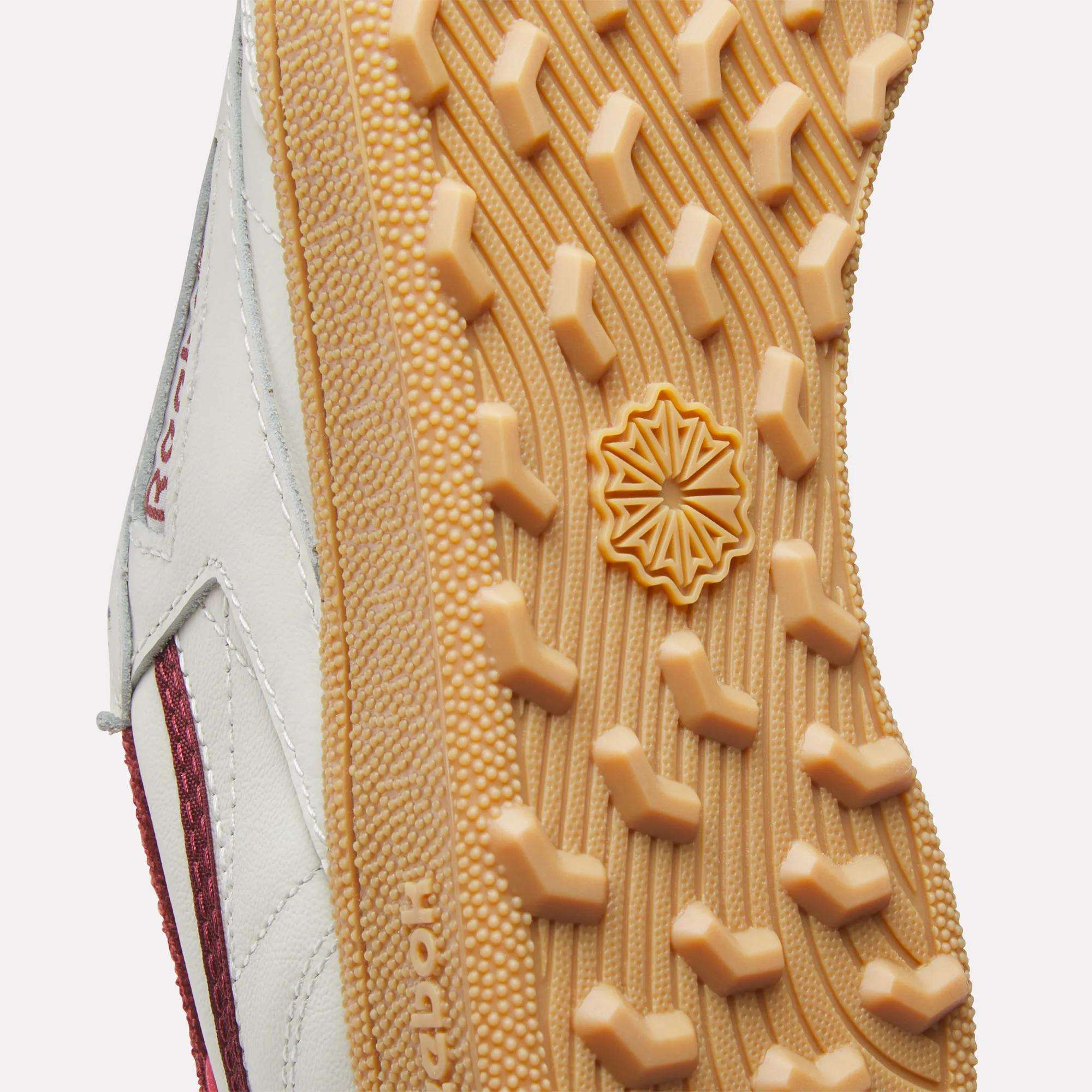 Women's Club C Golf Shoes - Image 2